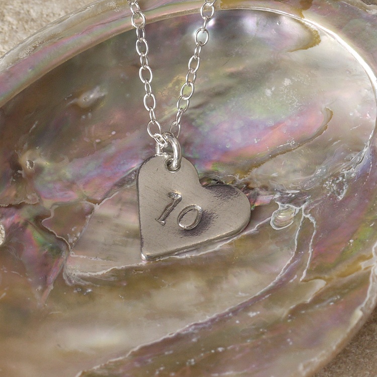 Tin jewellery hotsell 10th anniversary